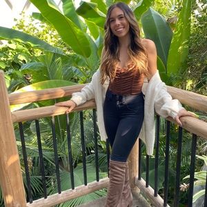 Meet your Posher, Alena